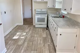 737 Britt Ave, Asheboro, NC 27203 - Photo 2