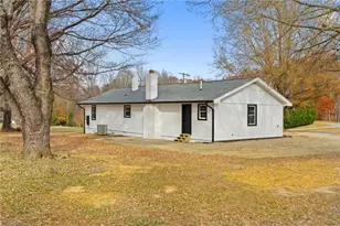 1604 Brooks Rd, Reidsville, NC 27320 - Photo 20