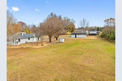 1604 Brooks Road, Reidsville, NC 27320 - Photo 22