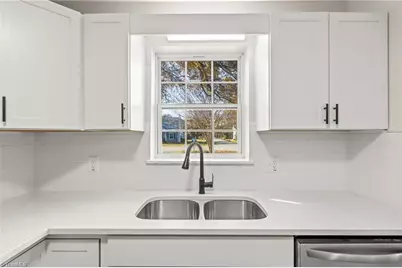 409 S Fayetteville Street, Liberty, NC 27298 - Photo 12