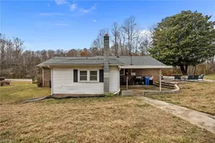 134 Park Dr, Jonesville, NC 28642 - Photo 24