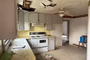 146 Thunder Ln, Millers Creek, NC 28651 - Photo 4