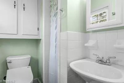 2311 Fernwood Drive, Greensboro, NC 27408 - Photo 24