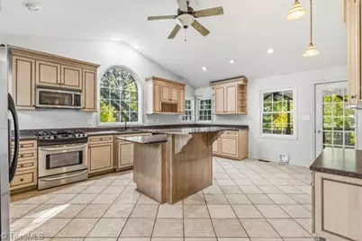 2311 Fernwood Drive, Greensboro, NC 27408 - Photo 16