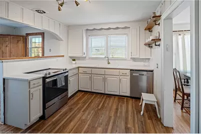 624 52 Bypass E, Pilot Mountain, NC 27041 - Photo 12