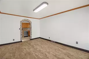 1514 Summit Ave, Greensboro, NC 27405 - Photo 4