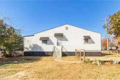 1514 Summit Avenue, Greensboro, NC 27405 - Photo 26