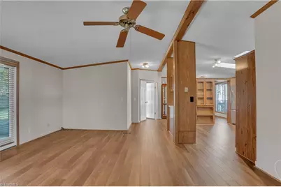 5507 Bridgeway Drive, Greensboro, NC 27406 - Photo 12