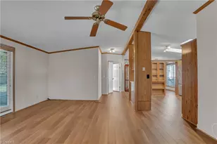 5507 Bridgeway Dr, Greensboro, NC 27406 - Photo 12