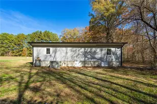 3115 Woods Chapel Rd, Graham, NC 27253 - Photo 24