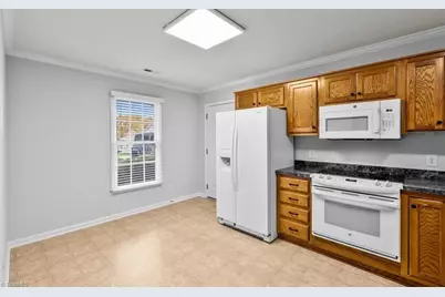 406 Ashmont Court, Asheboro, NC 27205 - Photo 18