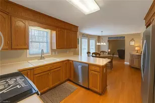 185 Pine Brook Pl, Wilkesboro, NC 28697 - Photo 4