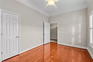 2412 Old Towne Dr, Greensboro, NC 27455 - Photo 18