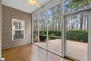 2412 Old Towne Dr, Greensboro, NC 27455 - Photo 20