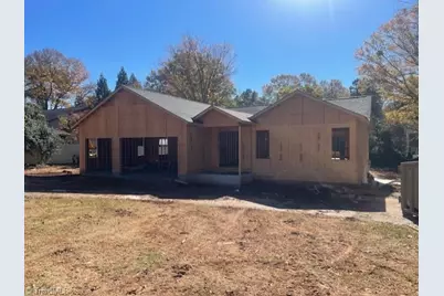 2858 Robinhood Road, Winston-Salem, NC 27106 - Photo 2