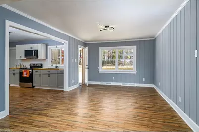 915 Fairview Drive, Lexington, NC 27292 - Photo 12