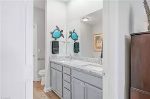 2021 Salisbury Square, Winston-Salem, NC 27127 - Photo 32