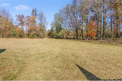 557 E Ridge Avenue, Liberty, NC 27298 - Photo 34