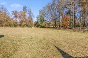 557 E Ridge Ave, Liberty, NC 27298 - Photo 34