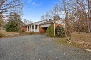 1526 Rogers Rd, Graham, NC 27253 - Photo 2