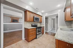 7177 Mantlewood Ln, Kernersville, NC 27284 - Photo 14