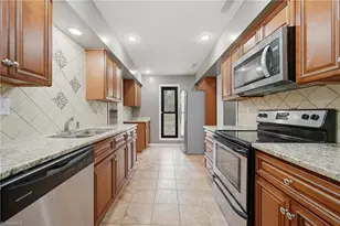 7177 Mantlewood Ln, Kernersville, NC 27284 - Photo 12