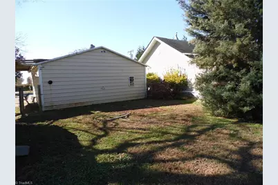 1211 Old Highway 21, State Road, NC 28676 - Photo 34