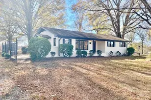 1942 Flat Rock Rd, Reidsville, NC 27320 - Photo 2