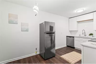 3824 Country Club Road #D, Winston-Salem, NC 27104 - Photo 4