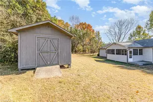 805 Lewisville Clemmons Rd, Lewisville, NC 27023 - Photo 24