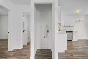 325 Gregory St, Winston-Salem, NC 27101 - Photo 8