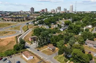 325 Gregory St, Winston-Salem, NC 27101 - Photo 6