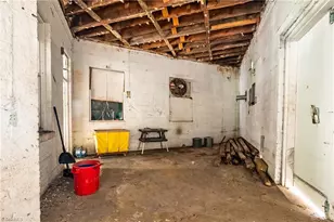 240 Scales St, Reidsville, NC 27320 - Photo 10