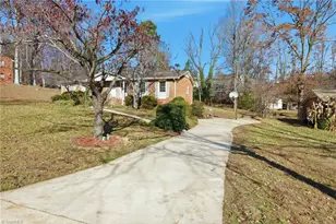 585 Ocala Dr, Winston-Salem, NC 27127 - Photo 6