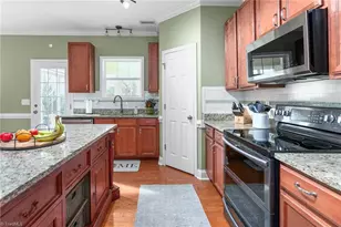 304 Green Pasture Rd, Mebane, NC 27302 - Photo 8