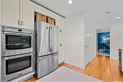 3011 Round Hill Road, Greensboro, NC 27408 - Photo 16