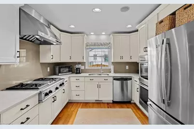 3011 Round Hill Road, Greensboro, NC 27408 - Photo 12