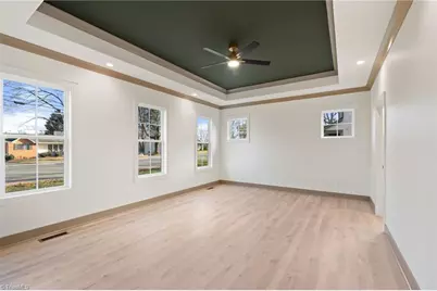 194 N Peace Haven Road, Winston-Salem, NC 27104 - Photo 18