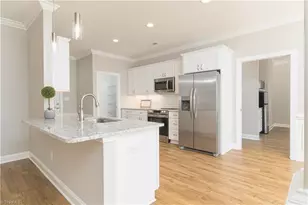 313 Broken Saddle Ln, Kernersville, NC 27284 - Photo 4