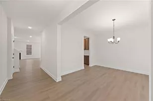 2383 Robbins Perch W Ct, Kernersville, NC 27284 - Photo 4