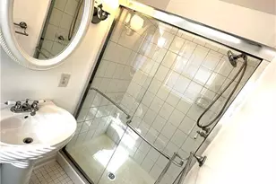 1103 Glynis Ln, Greensboro, NC 27406 - Photo 18