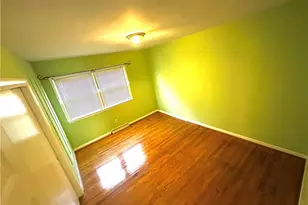 1103 Glynis Ln, Greensboro, NC 27406 - Photo 12