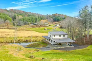 2507 Parker Eller Rd, Lansing, NC 28643 - Photo 6