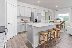 1690 Hallview Ct, Kernersville, NC 27284 - Photo 8