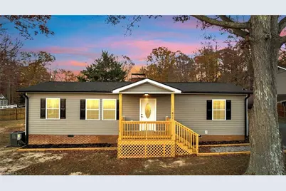 811 Sherwood Avenue, Asheboro, NC 27205 - Photo 1