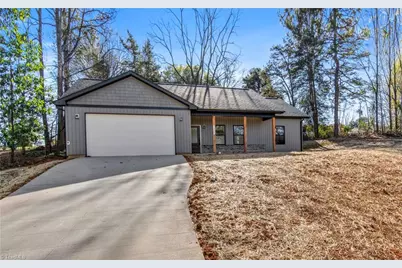 2322 Summerlin Street, Winston-Salem, NC 27103 - Photo 2