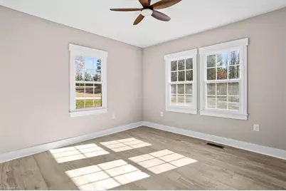 143 Lambeth Road, Thomasville, NC 27360 - Photo 16