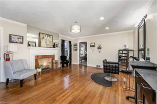 317 E King St, King, NC 27021 - Photo 4