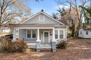 410 S Hamilton St, Eden, NC 27288 - Photo 1