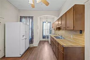 410 S Hamilton St, Eden, NC 27288 - Photo 6